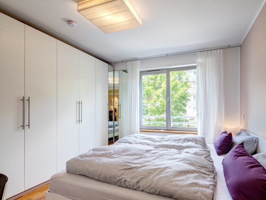 Schlafzimmer 1 l OG