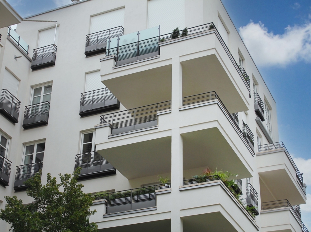 Hausansicht l Balkone