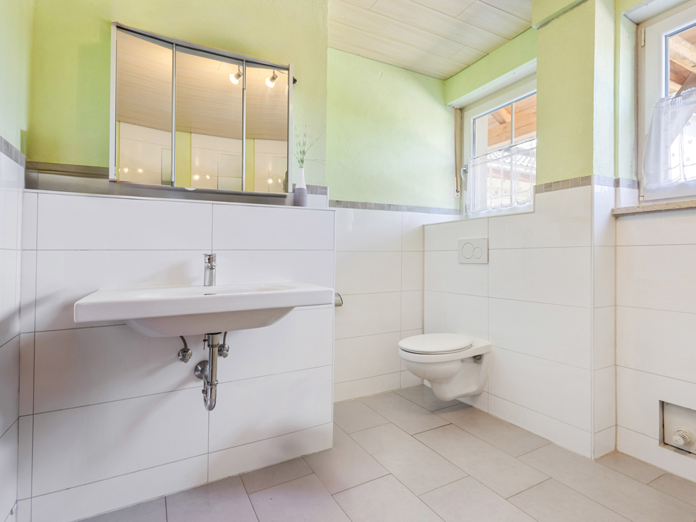 Badezimmer l WHG 1