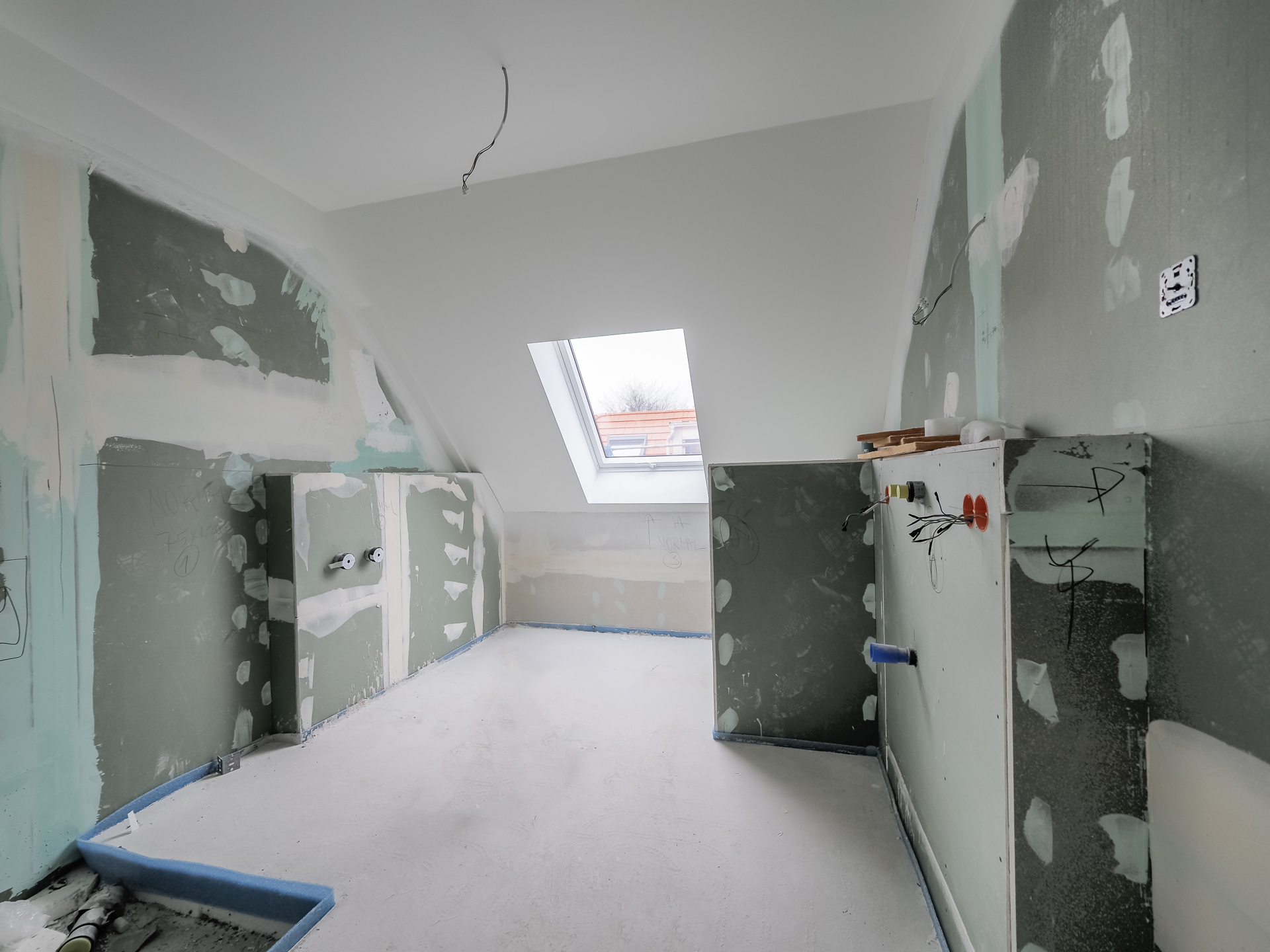 Badezimmer 1 l Aktueller Baufortschritt