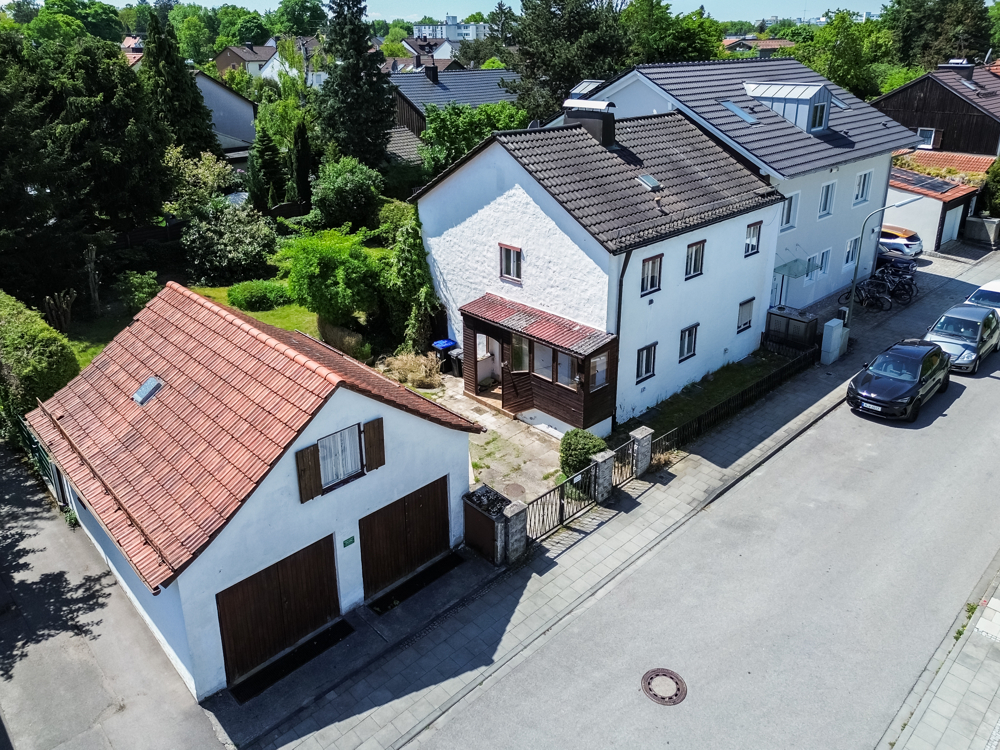 Grundstück mit Altbestand