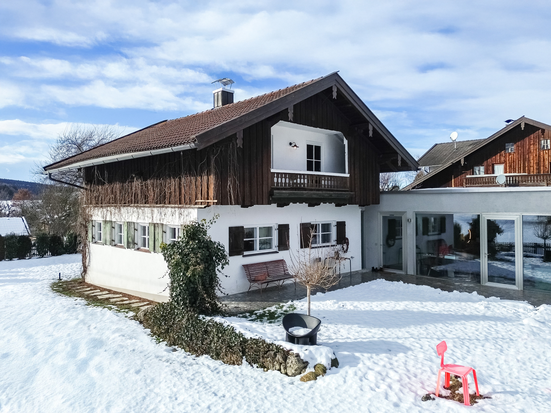 Haus- und Gartenansicht l Winterstimmung