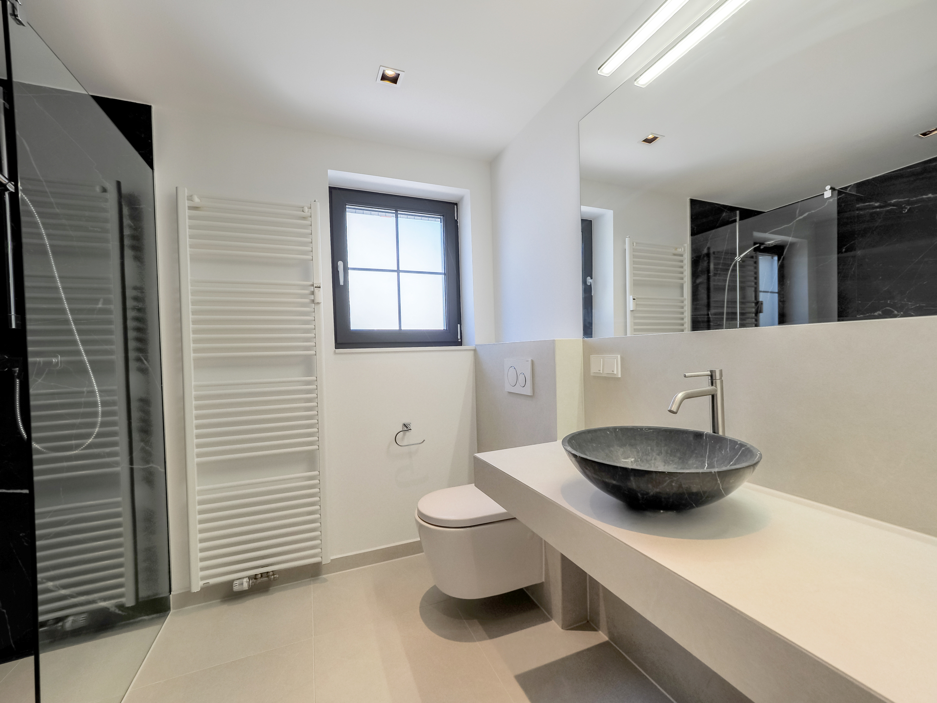 Badezimmer l WHG OG