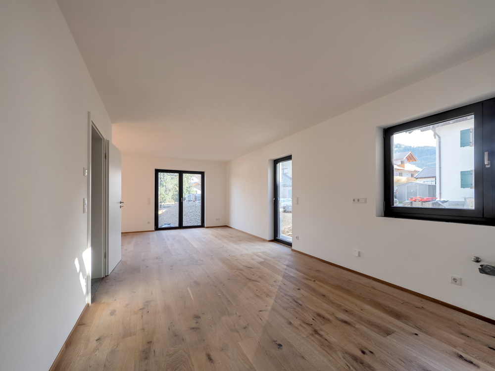 Wohn-/Esszimmer l Offene Küche