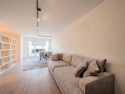 Wohn-/Esszimmer l Musterwohnung