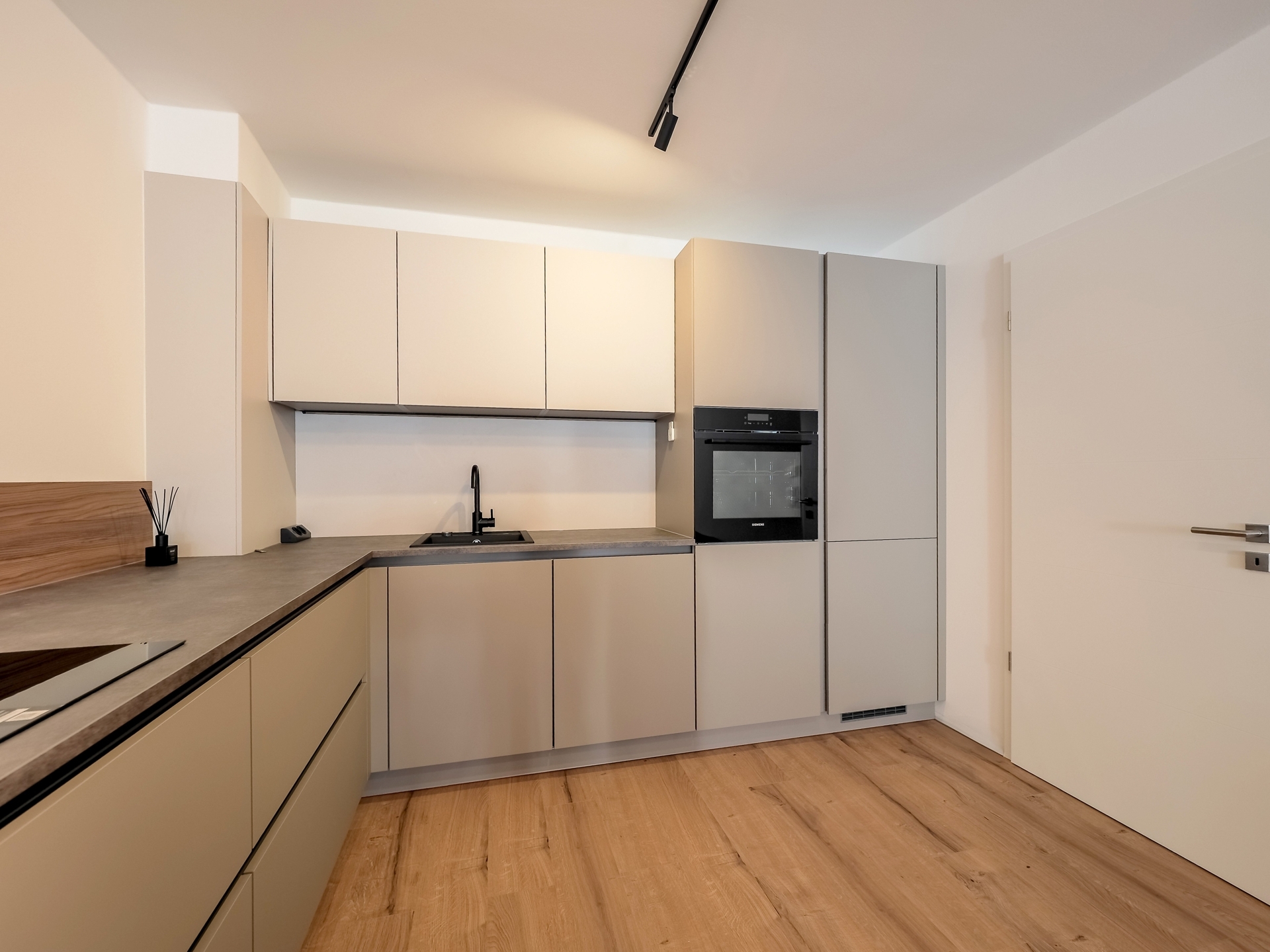 Küche l Musterwohnung