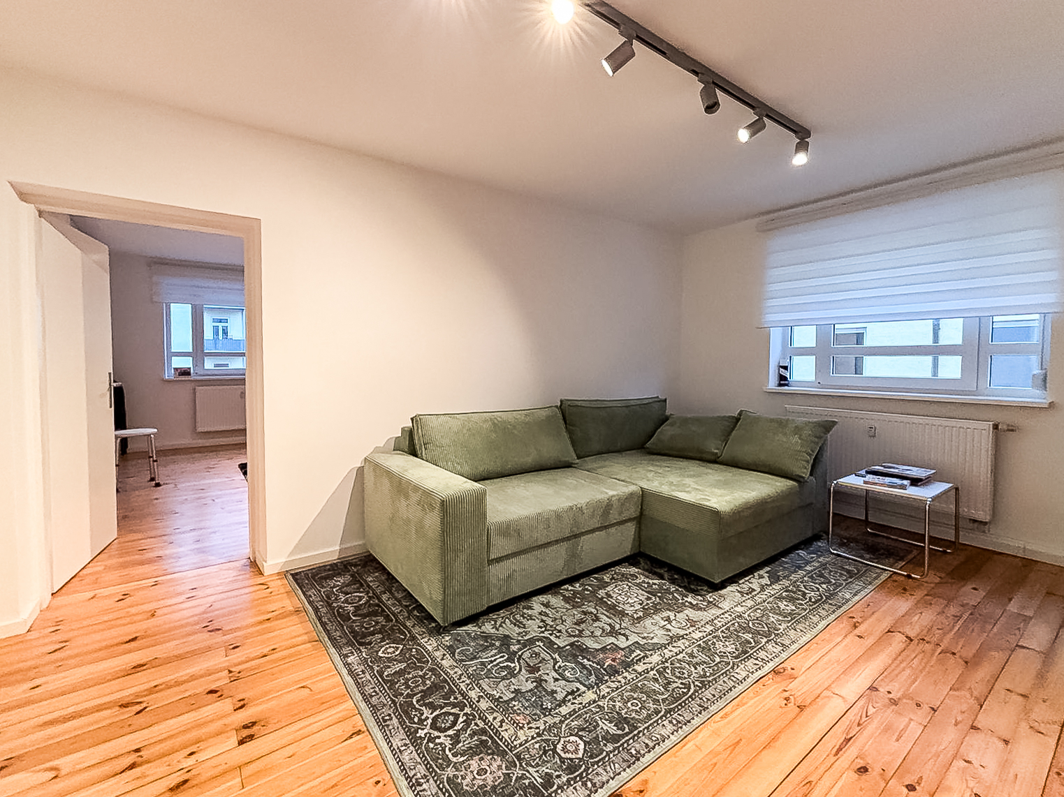 Wohnzimmer eingerichtet