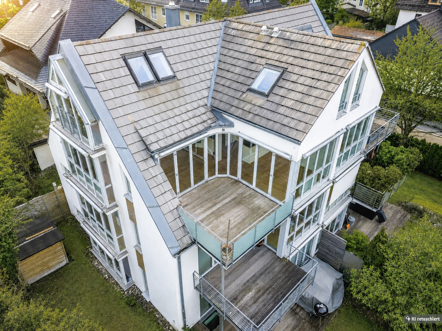 Hausansicht l Dachterrasse