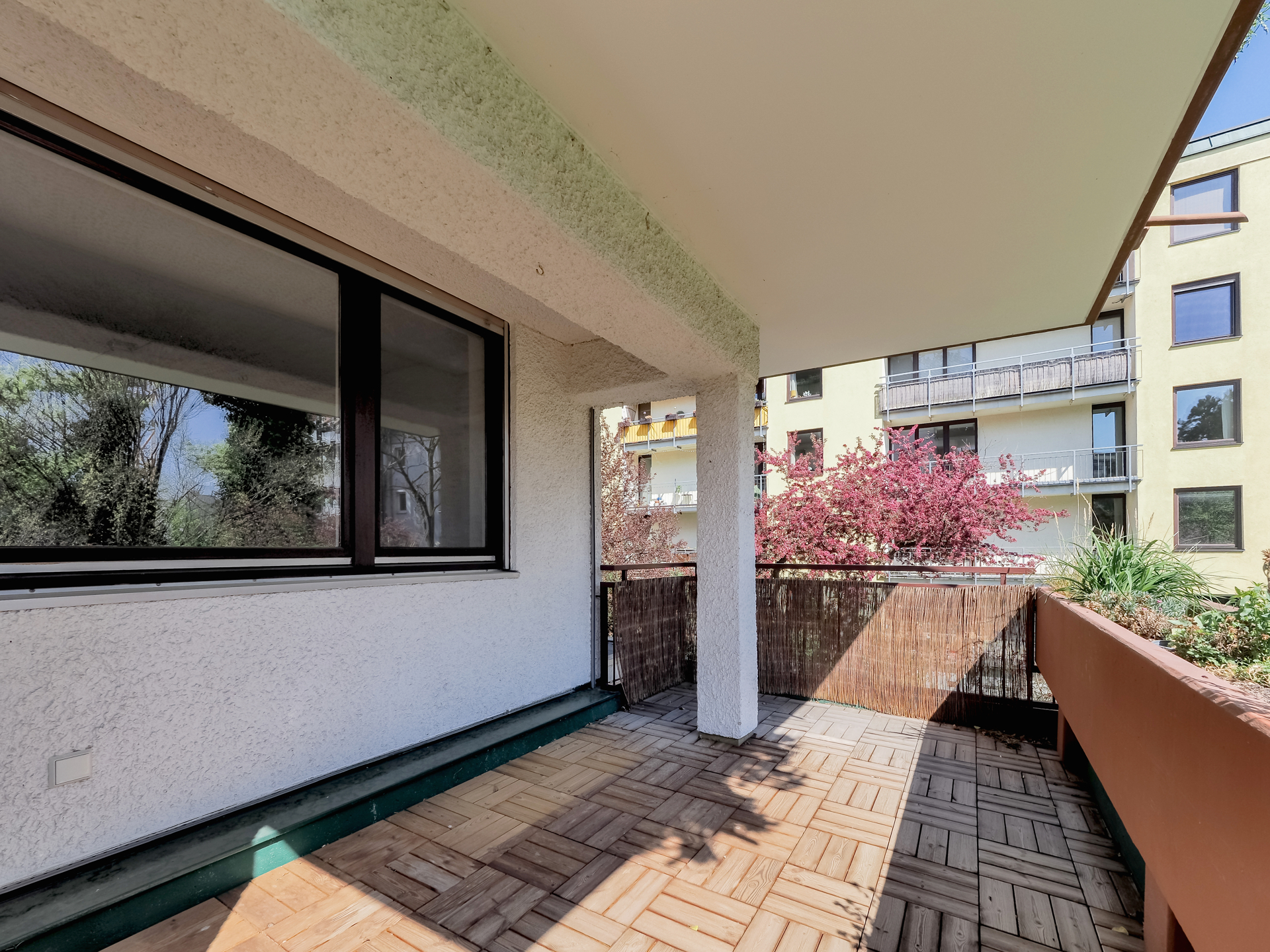 Balkon 1