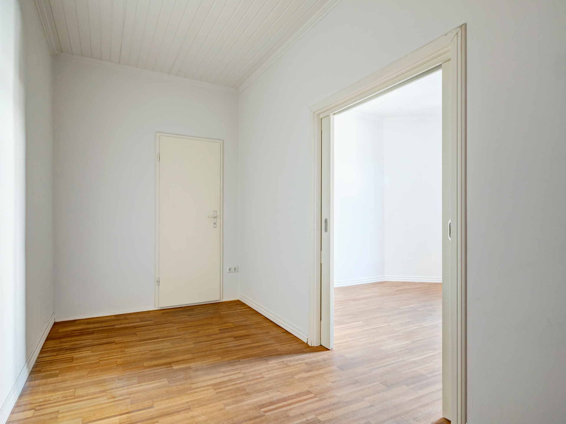 Ankleide/Home-Office-Bereich
