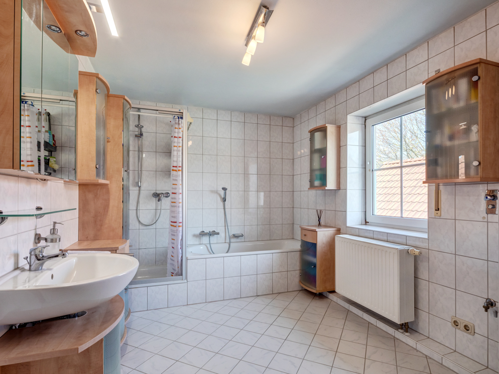 Badezimmer 1