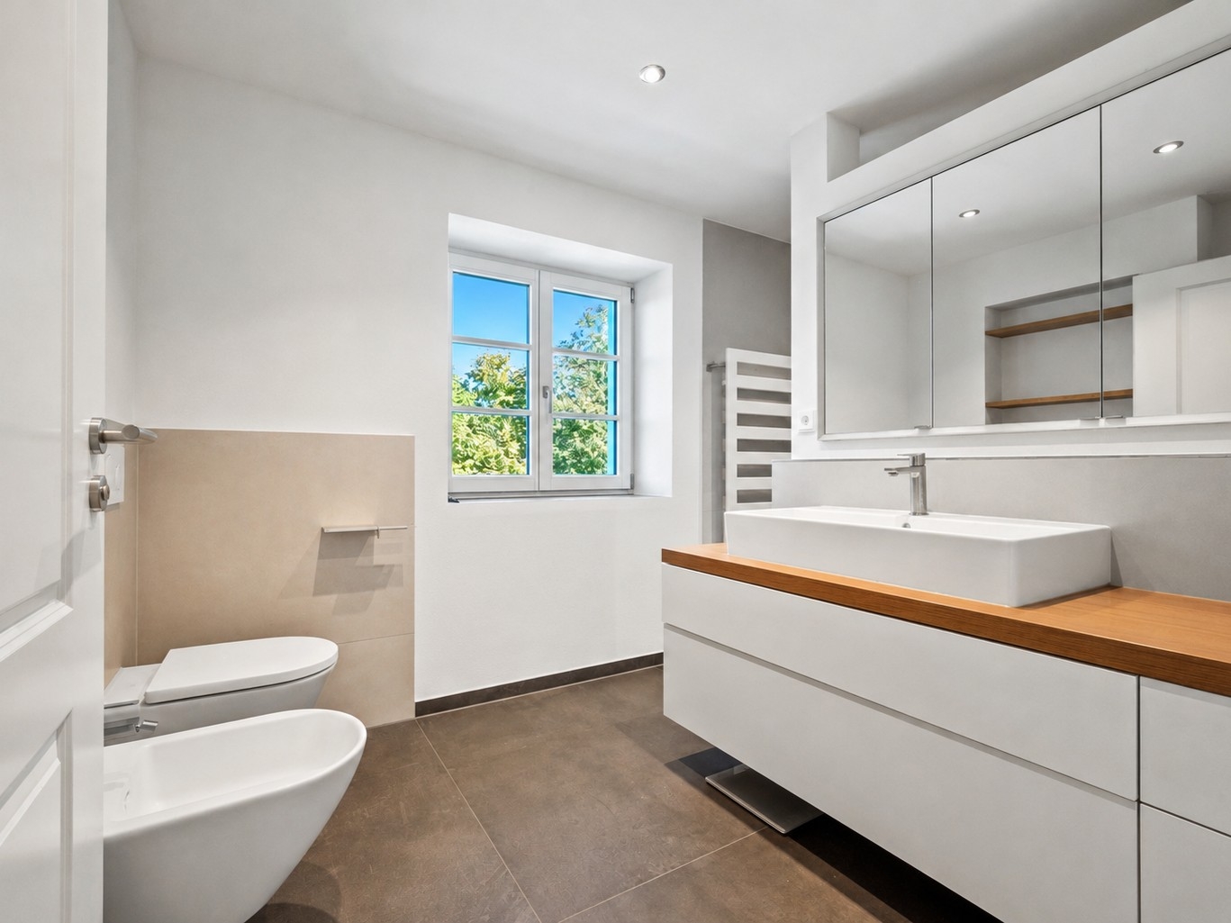 Masterbad l KI retuschiert