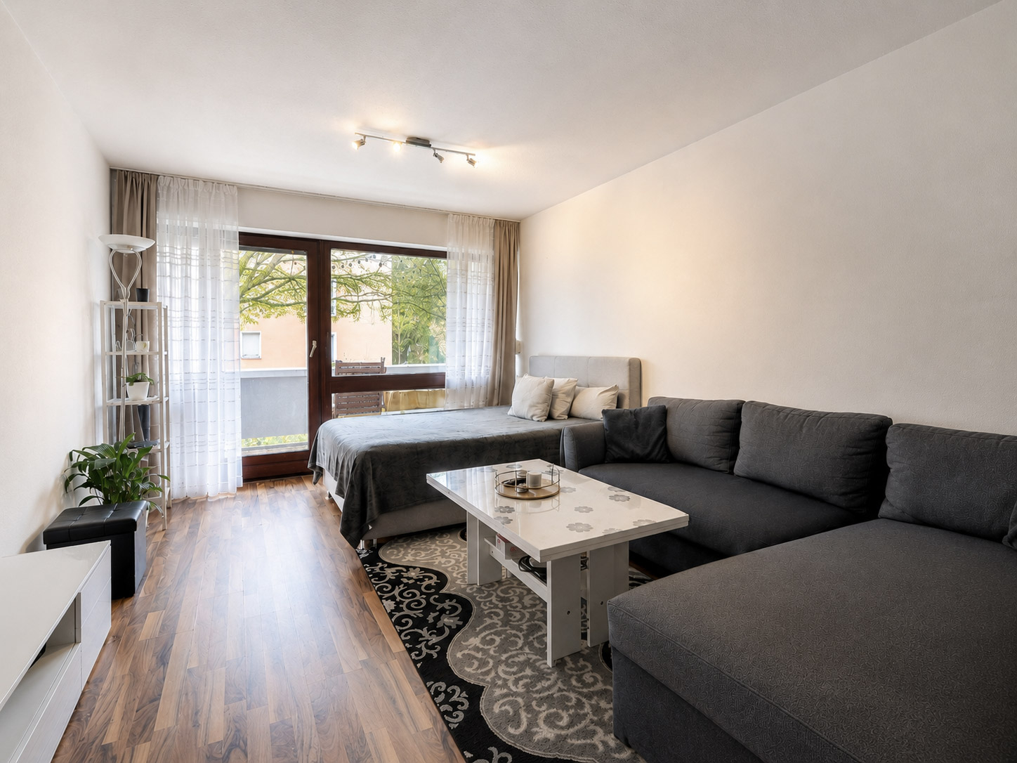 Apartment l KI retuschiert