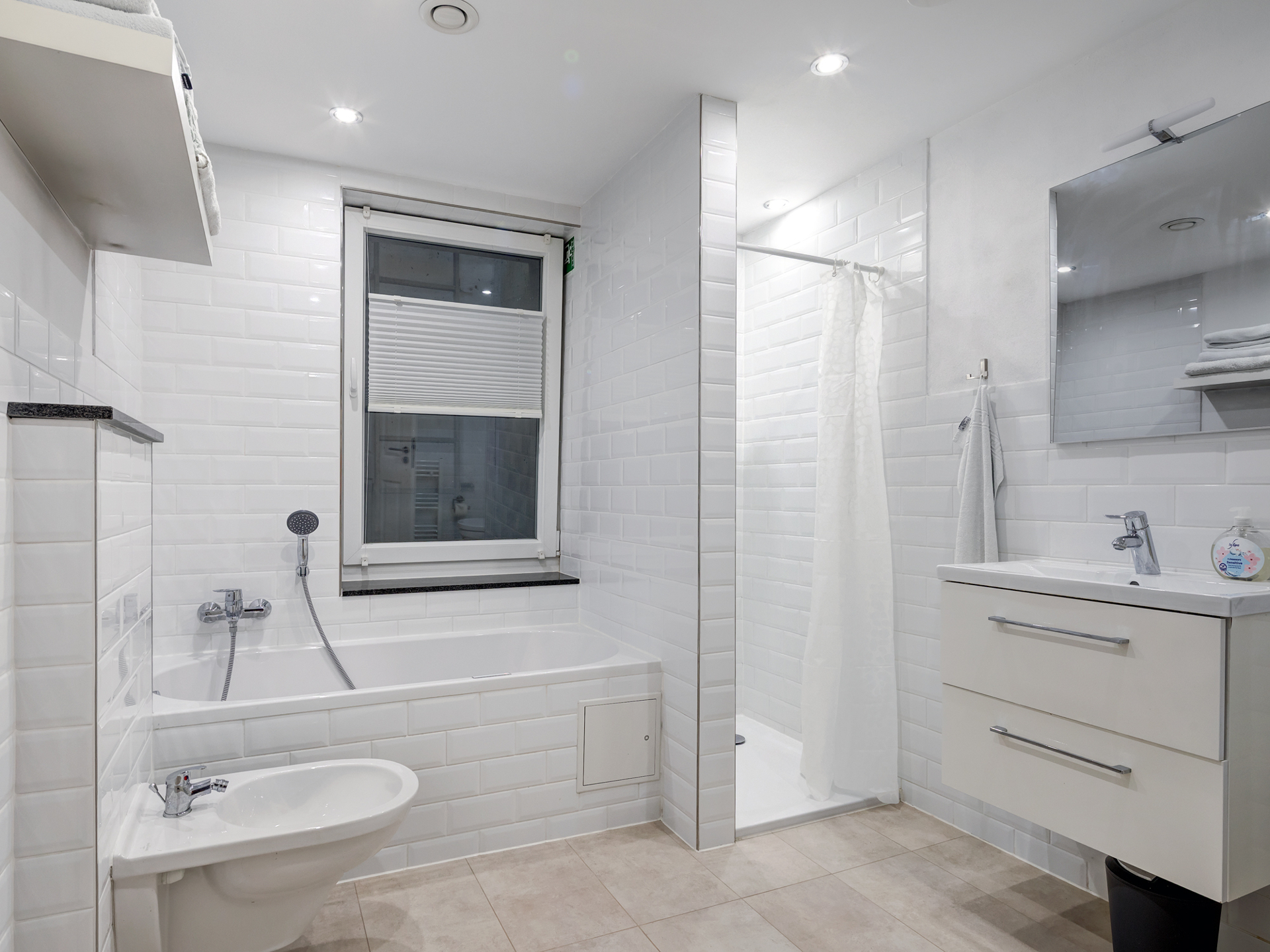 Badezimmer l Souterrain