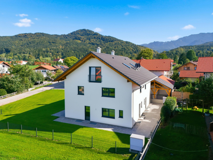 Hausansicht l Umgebung