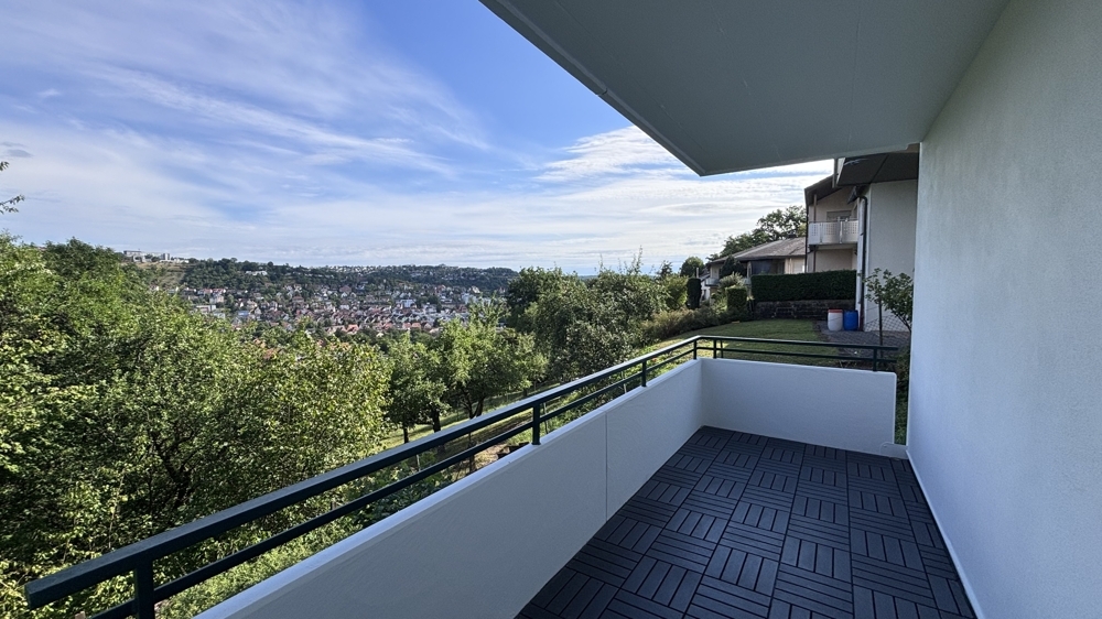 Balkon in Süd-Assrichtung