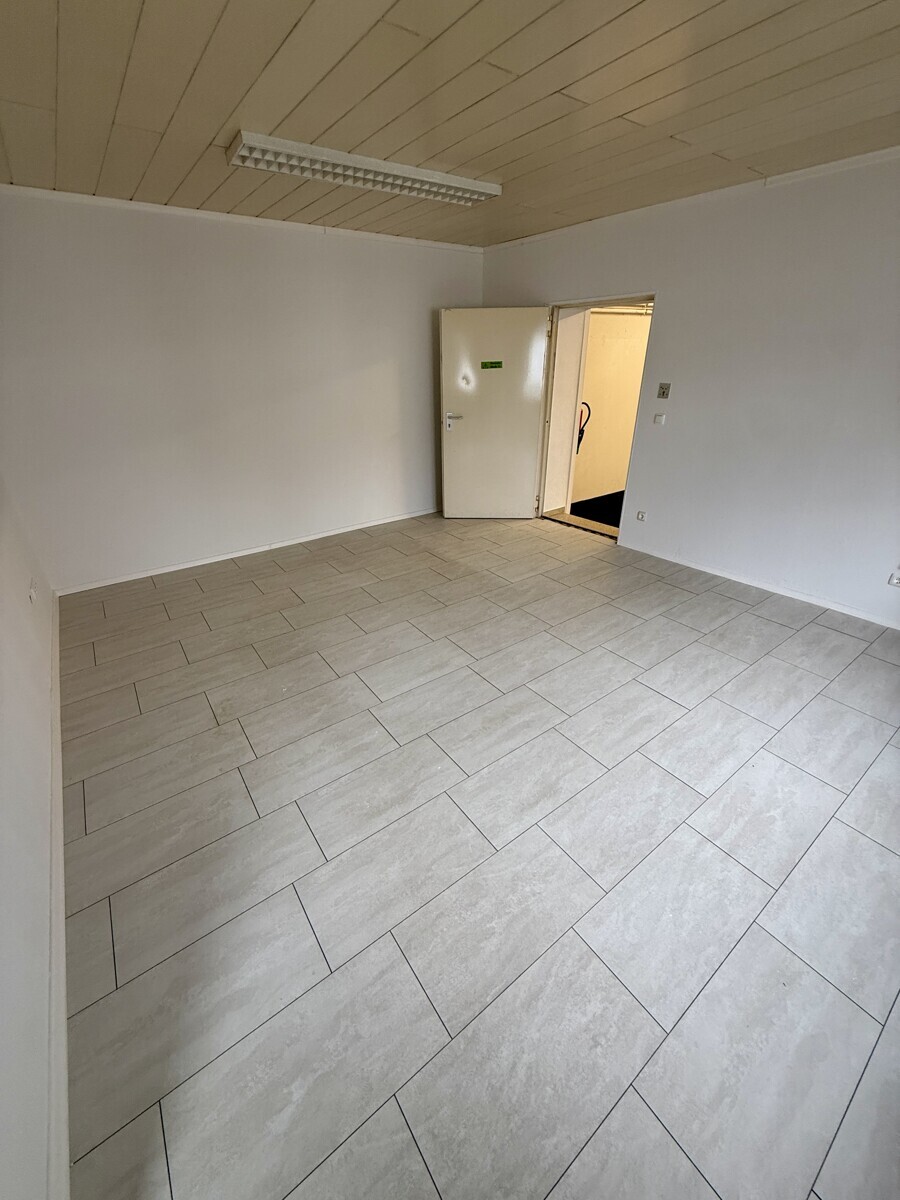 Büro 1