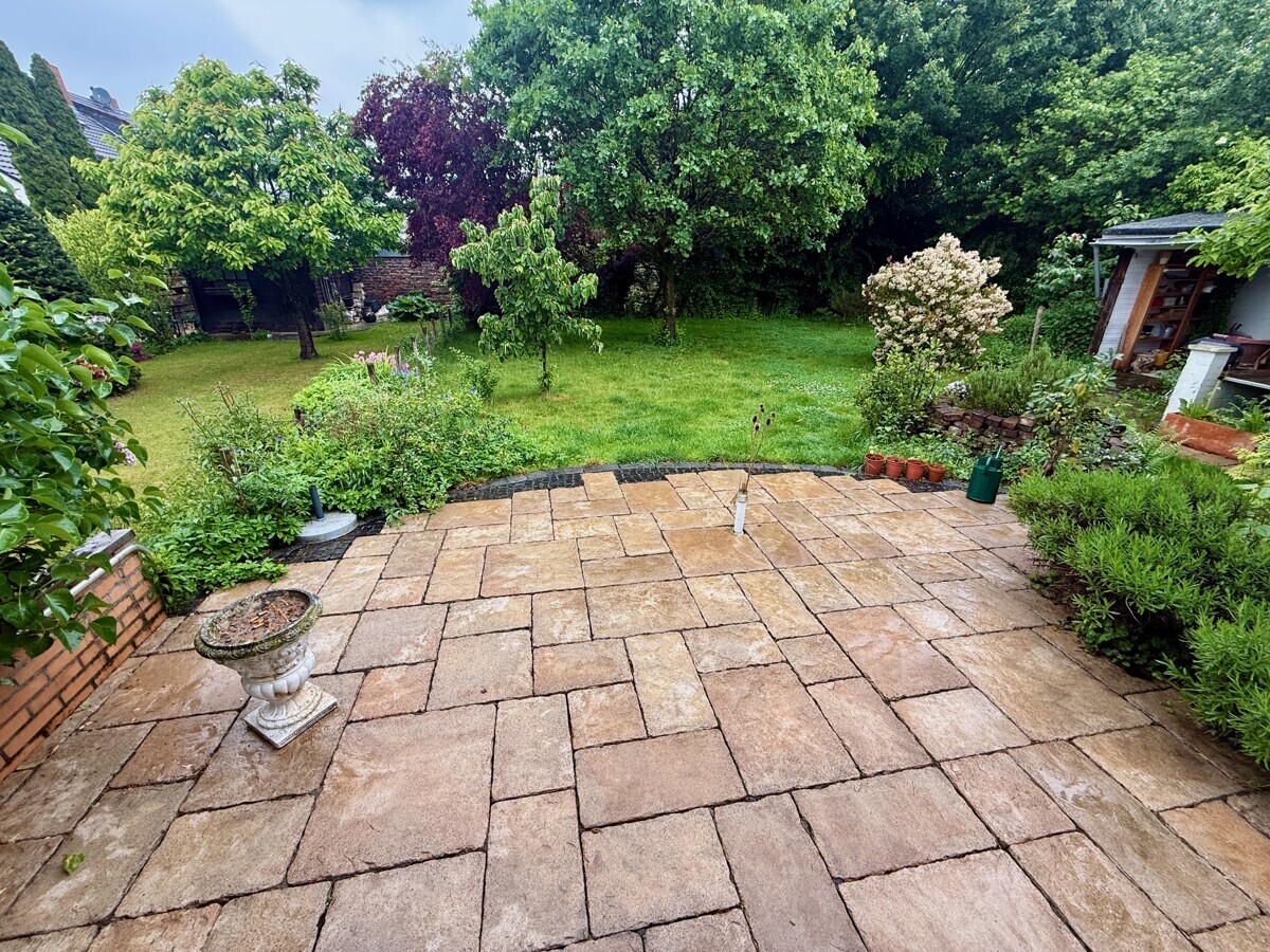 Terrasse : Ausblick Anbau