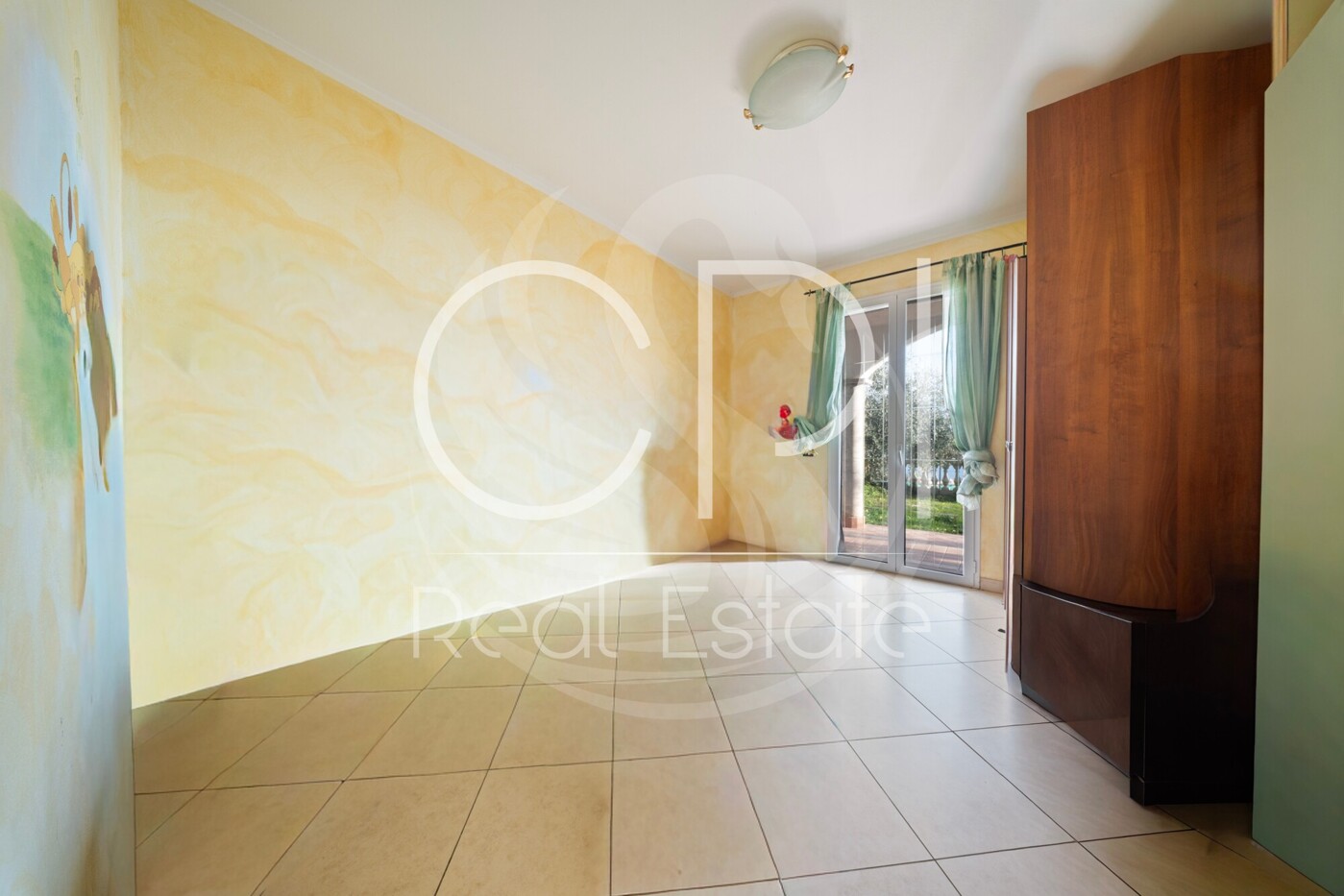 999d267e-e3ca-4a50-adef-f37a1da0682f