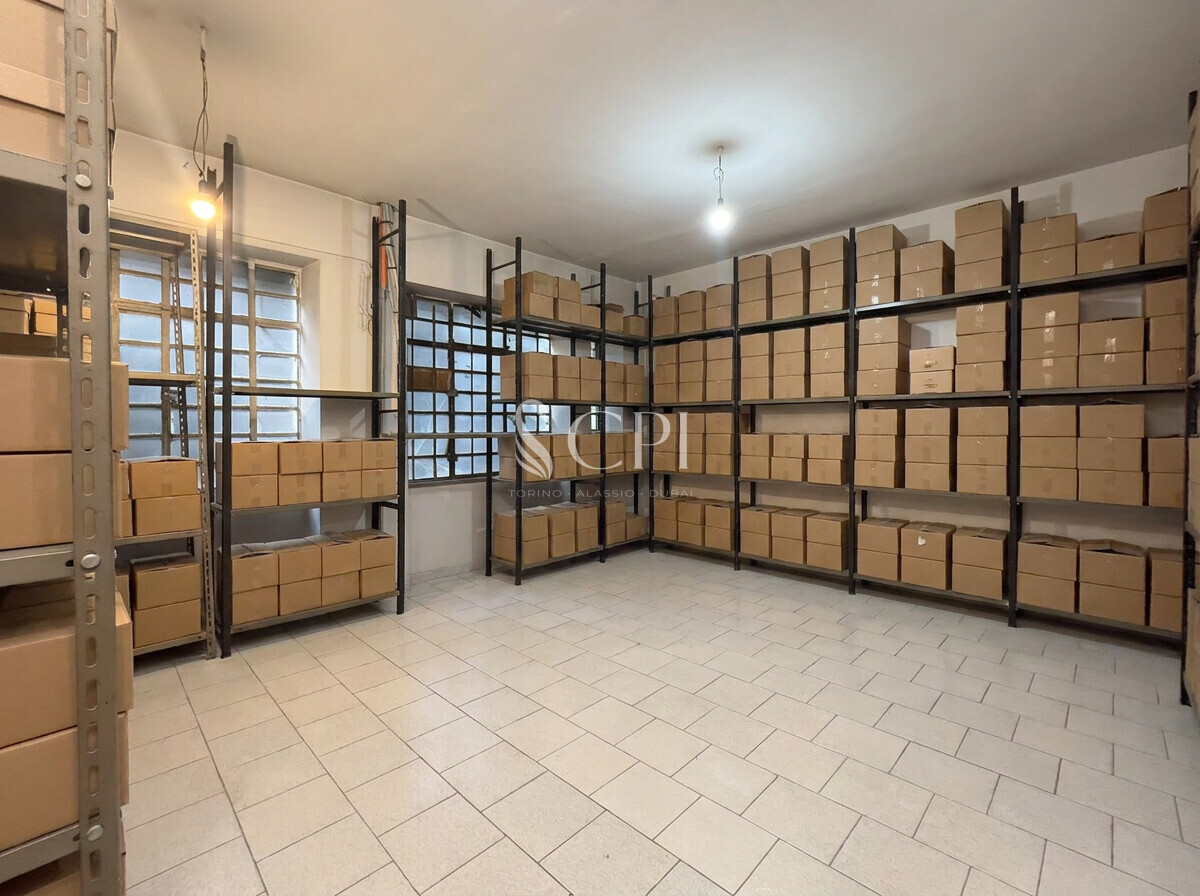 AIWarehouse_RealEstate_Clean_Angle6