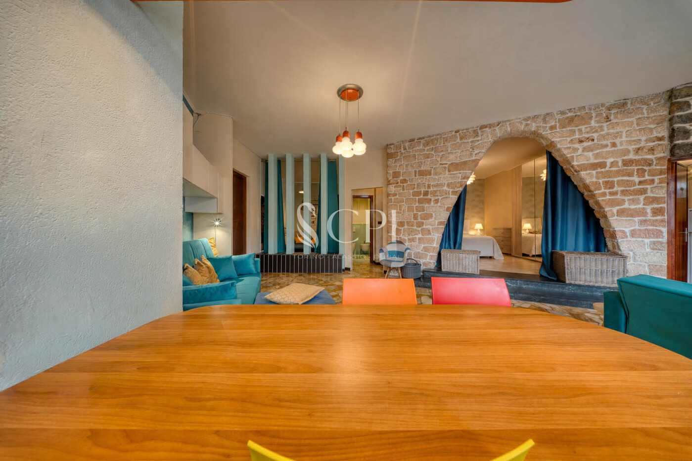DSC09702_HDR_camera_principale_decluttering_light
