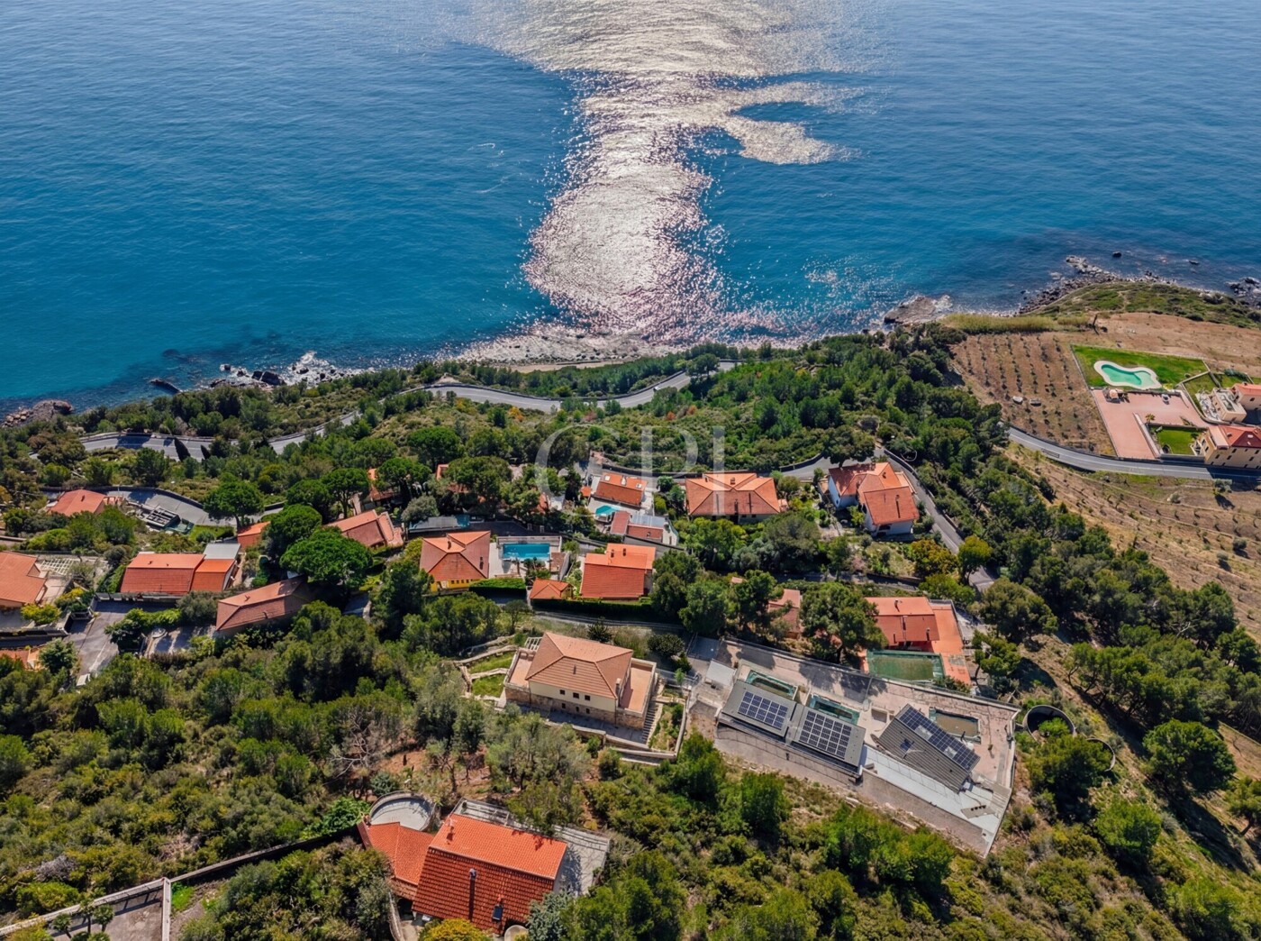 hf_20260331_100516_c8aebe0b-21d4-4d6f-bab2-312c5b8c78da (1)