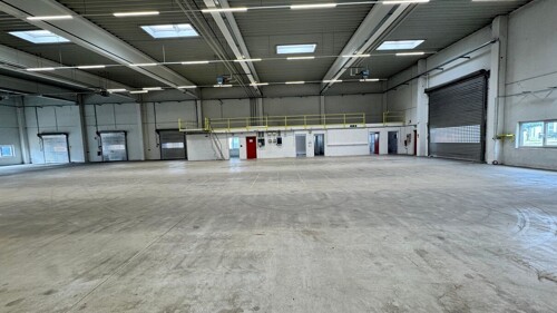 Halle Ansicht 2