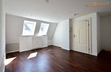 Arbeitszimmer im Dachgeschoss