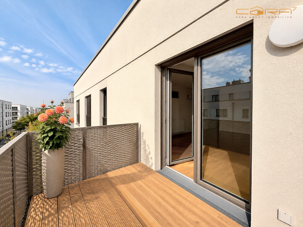 KI Visualisierung Sonniger Balkon