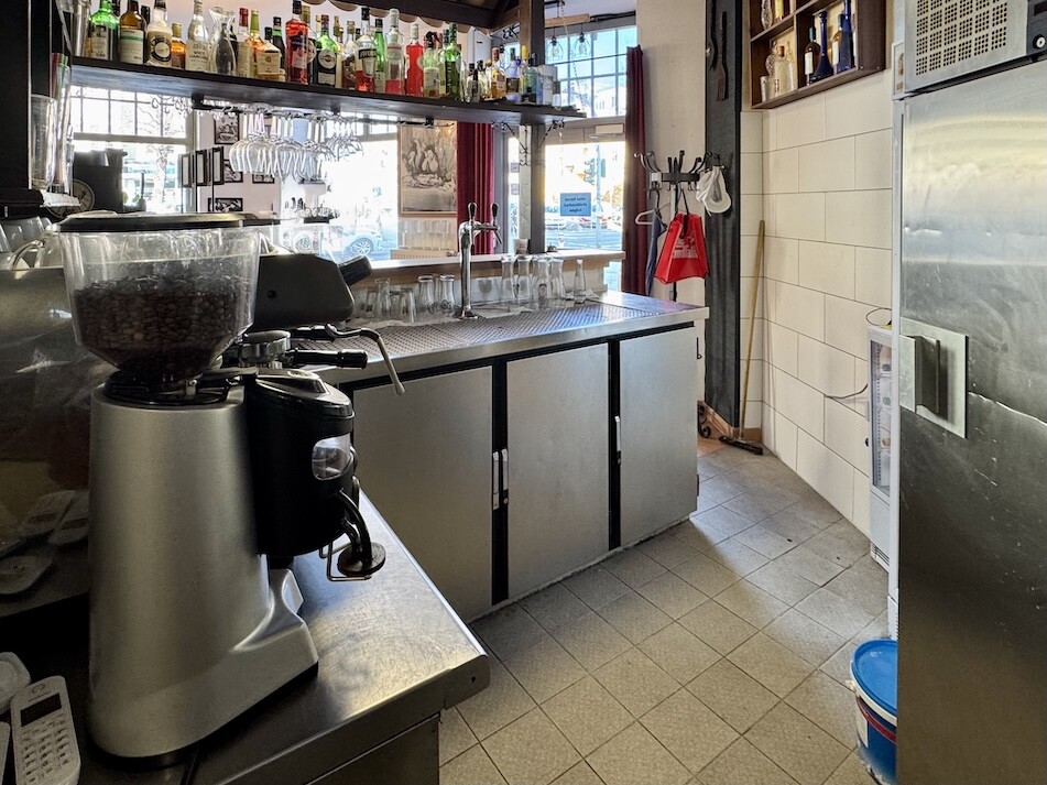 Die Bar