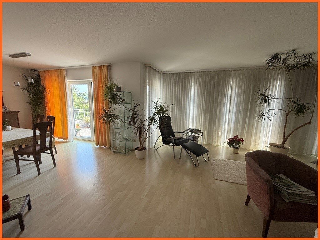 Wohn-Essbereich Wohnung 2