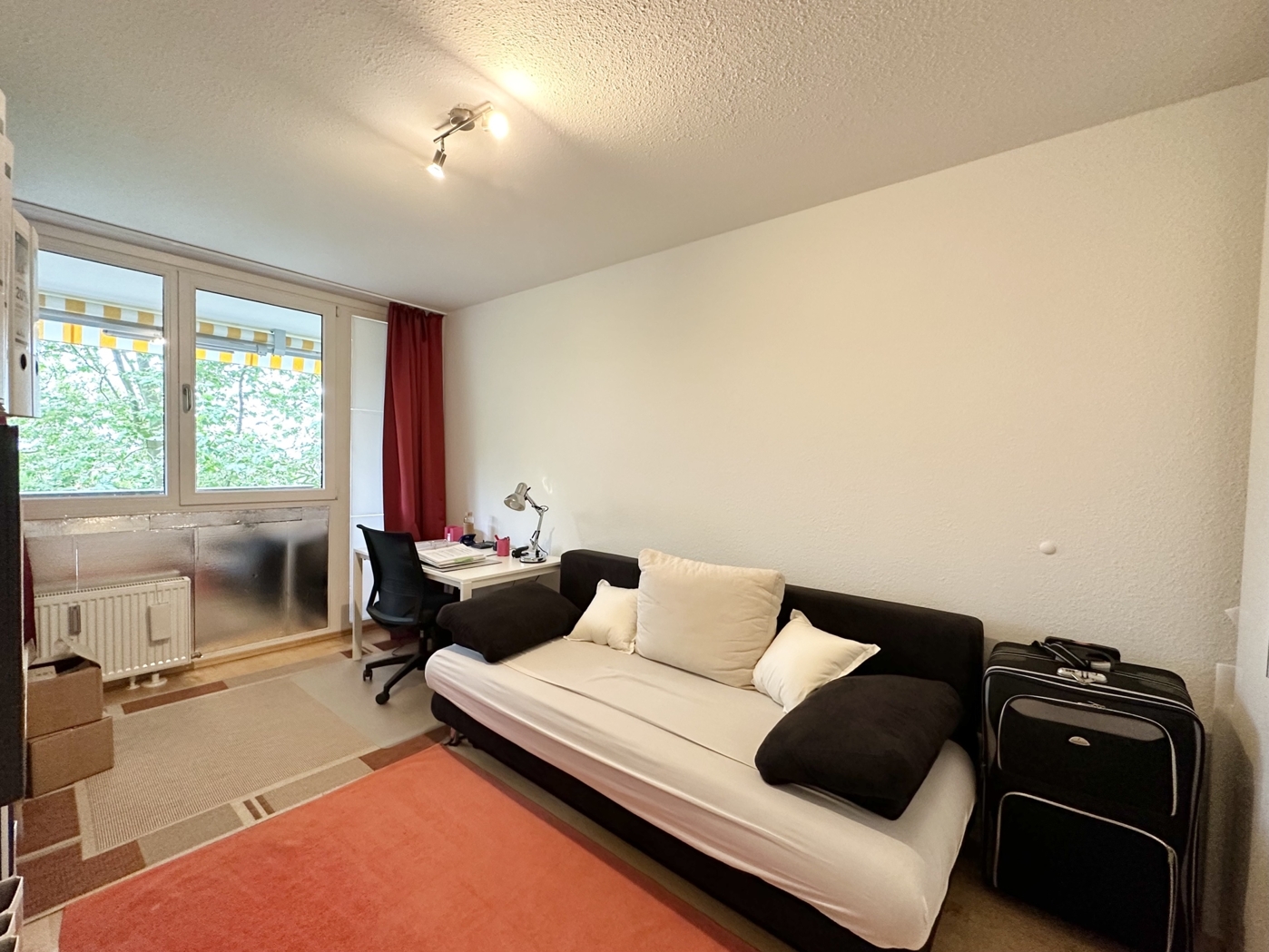 Gäste- oder Arbeitszimmer