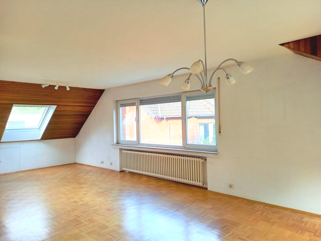 Wohn- und Schlafzimmer OG