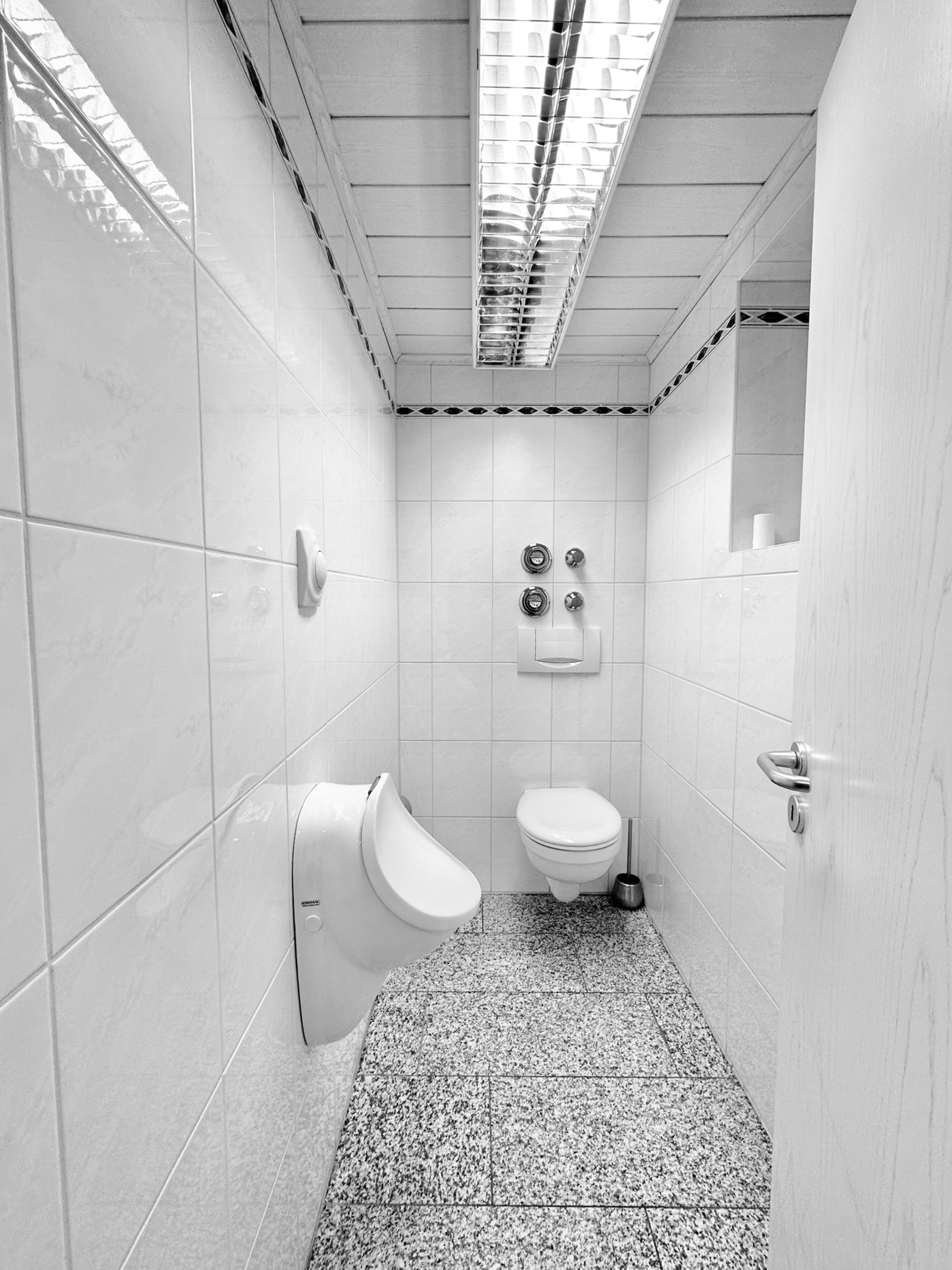 UG: WC Büroeinheit