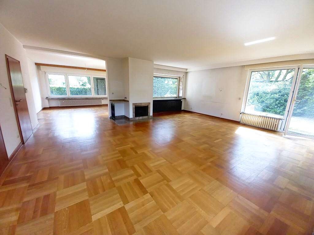 Geräumiges Wohn- und Esszimmer