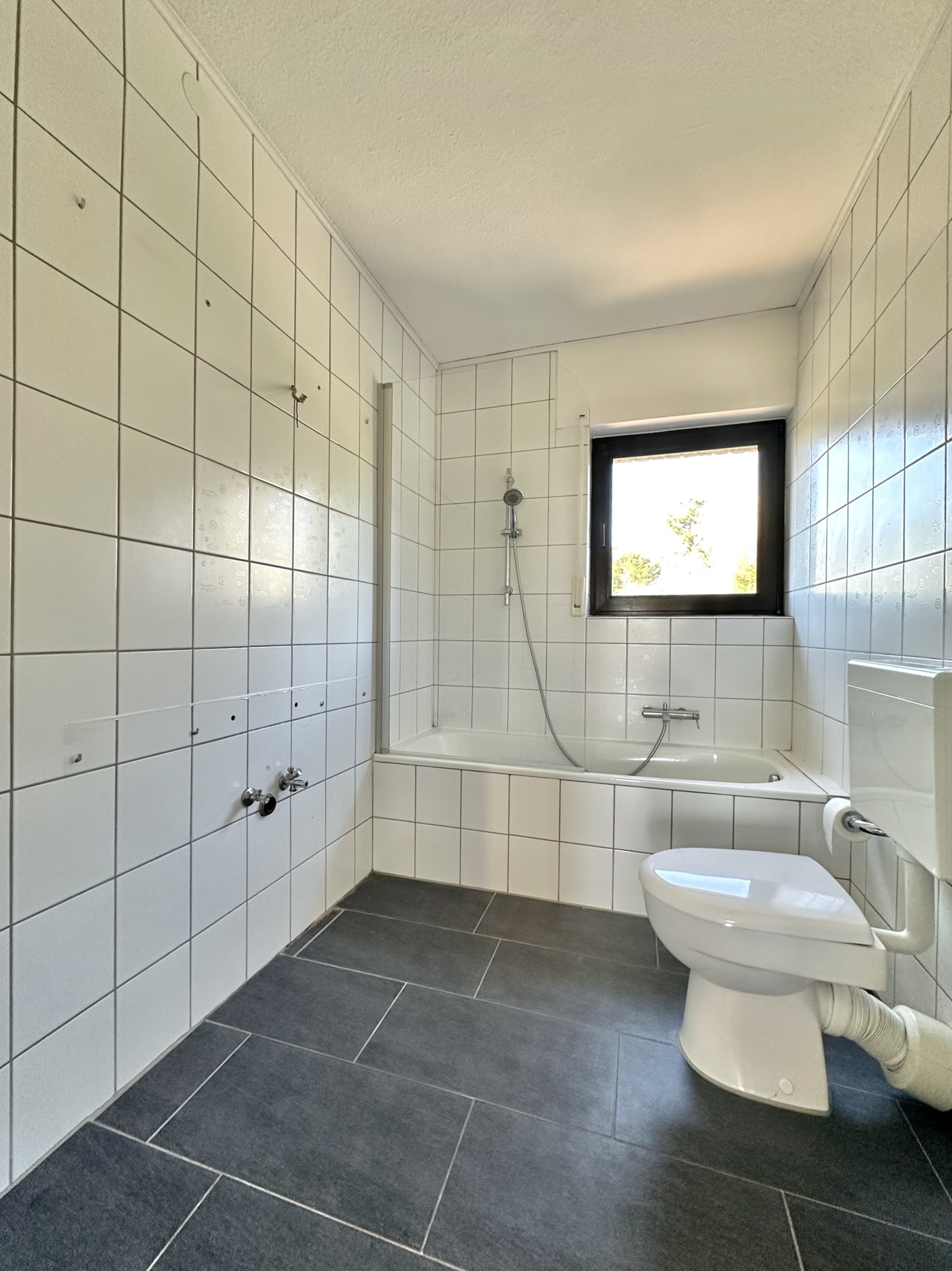1.OG. Tageslichtwannenbad