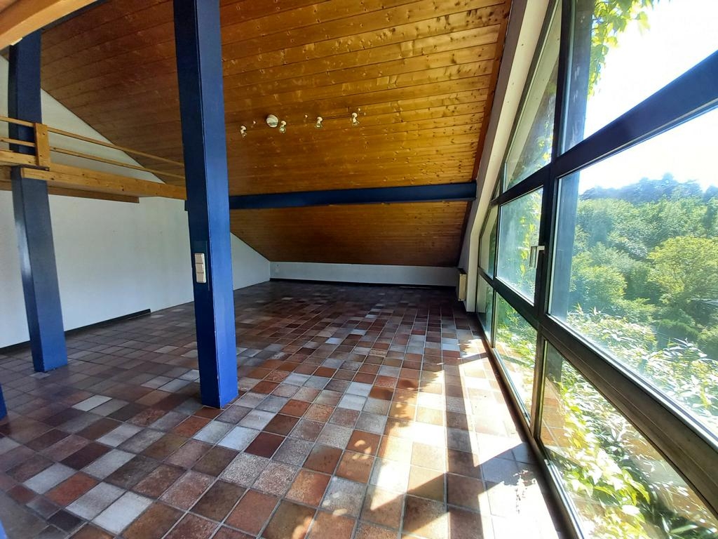 Dachgeschoss mit Panoramafenster