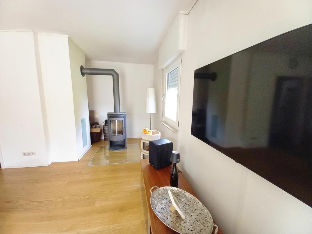 Moderner Kamin
