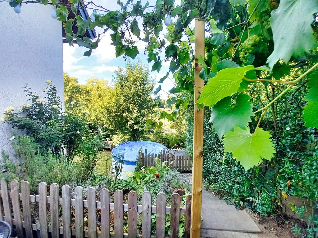 Weg in den Garten