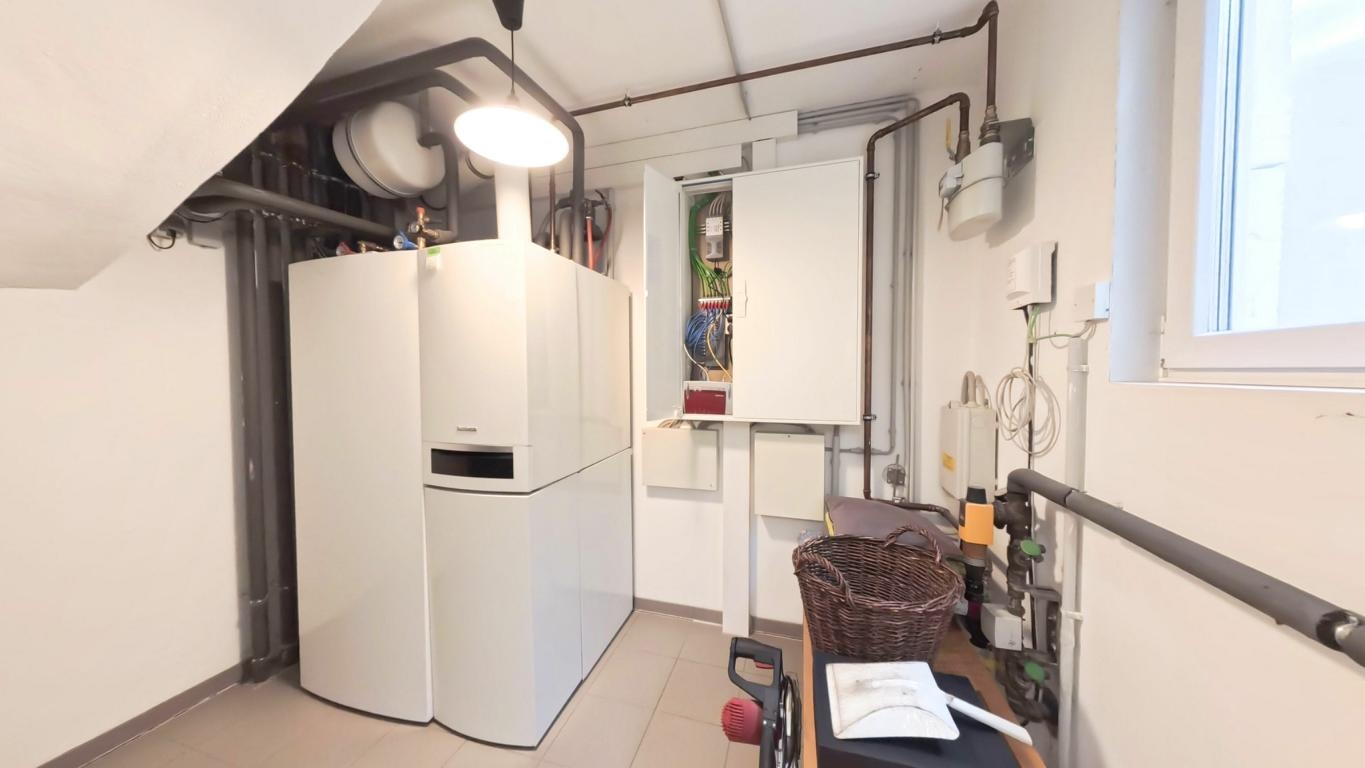 Heizungsraum Gas/Brennwert Hybrid von Buderus