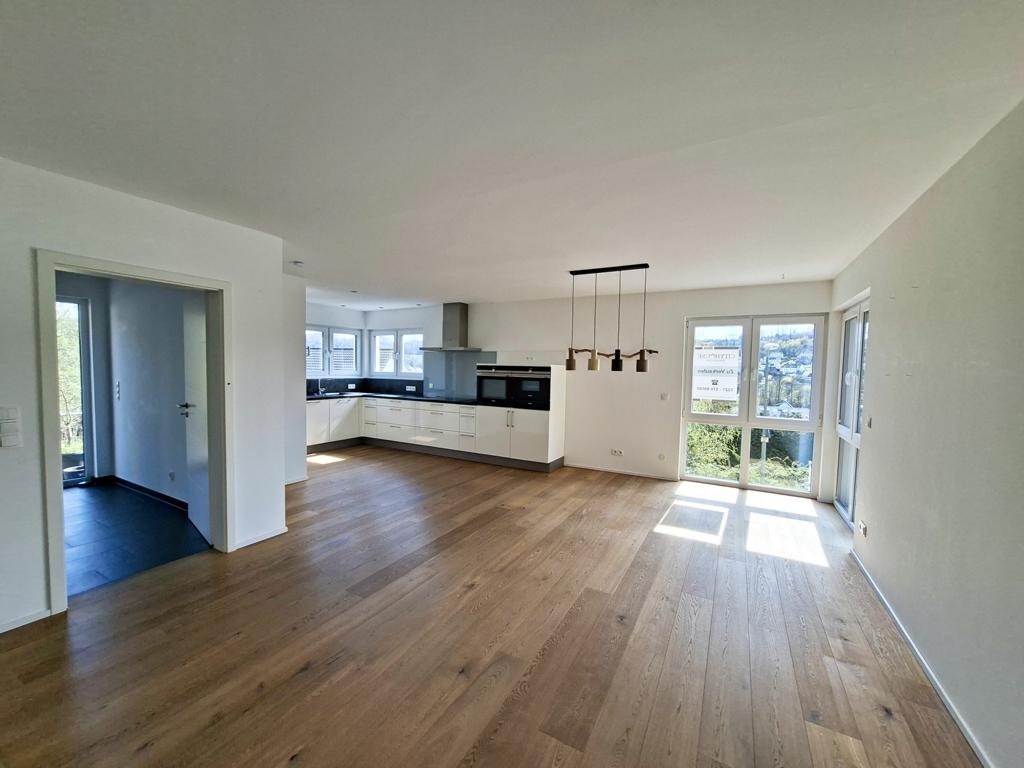 Offenes Wohn- und Esszimmer