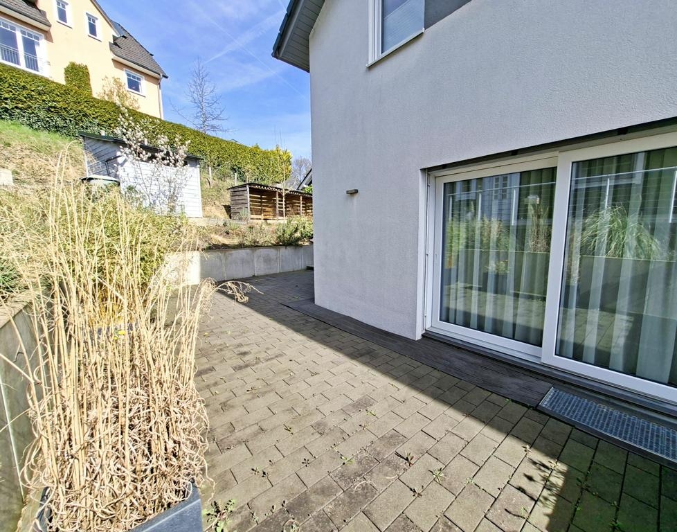 Terrassenfläche vom Wohnzimmer