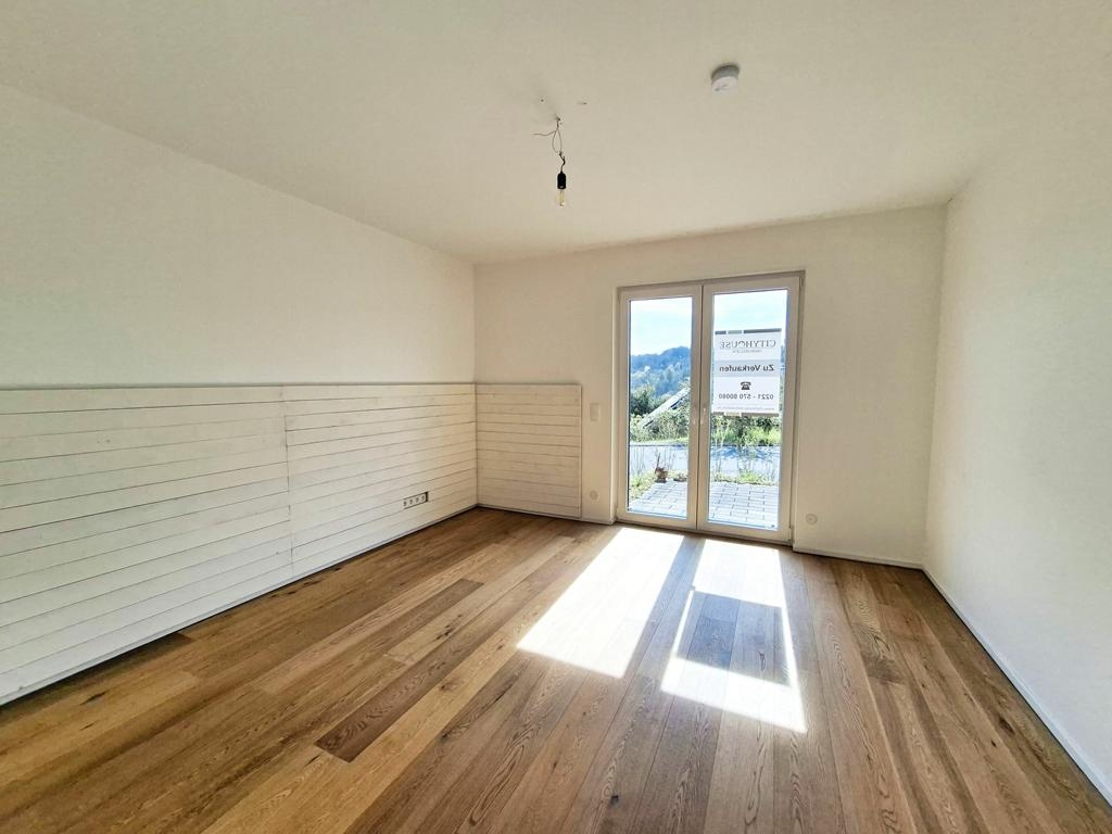 Elternschlafzimmer mit Terrasse Untergeschoss