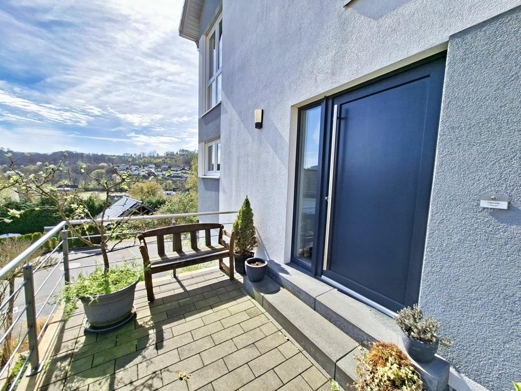 Hauseingang mit Aussicht