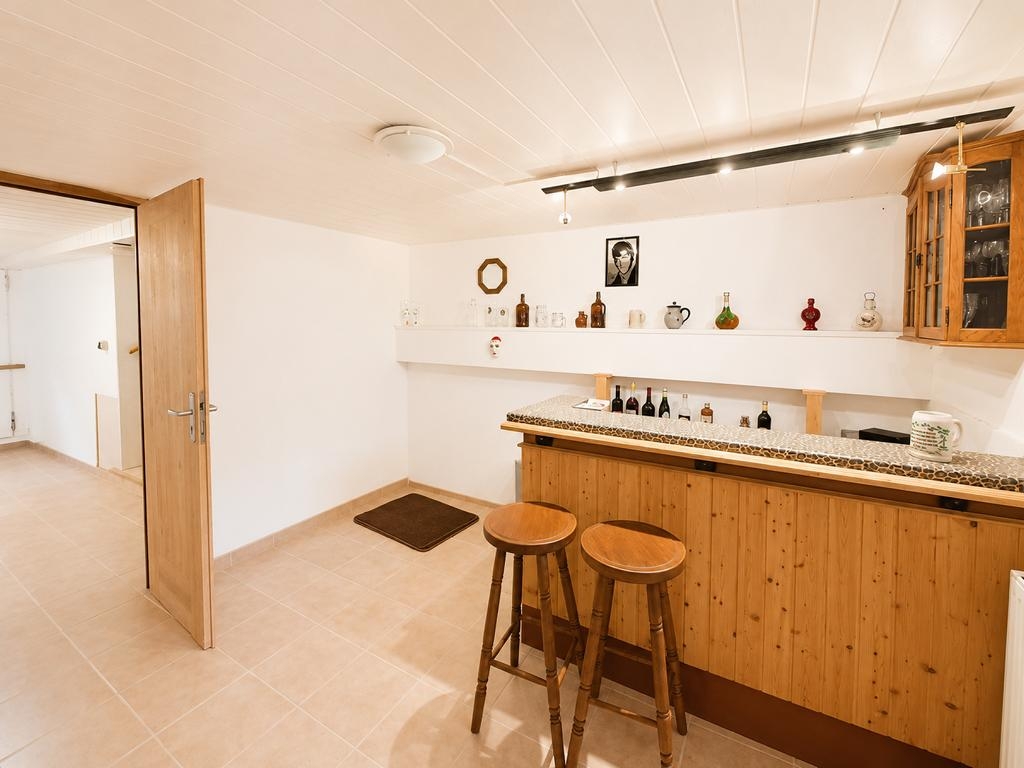 Hobbyraum/Keller/Bar