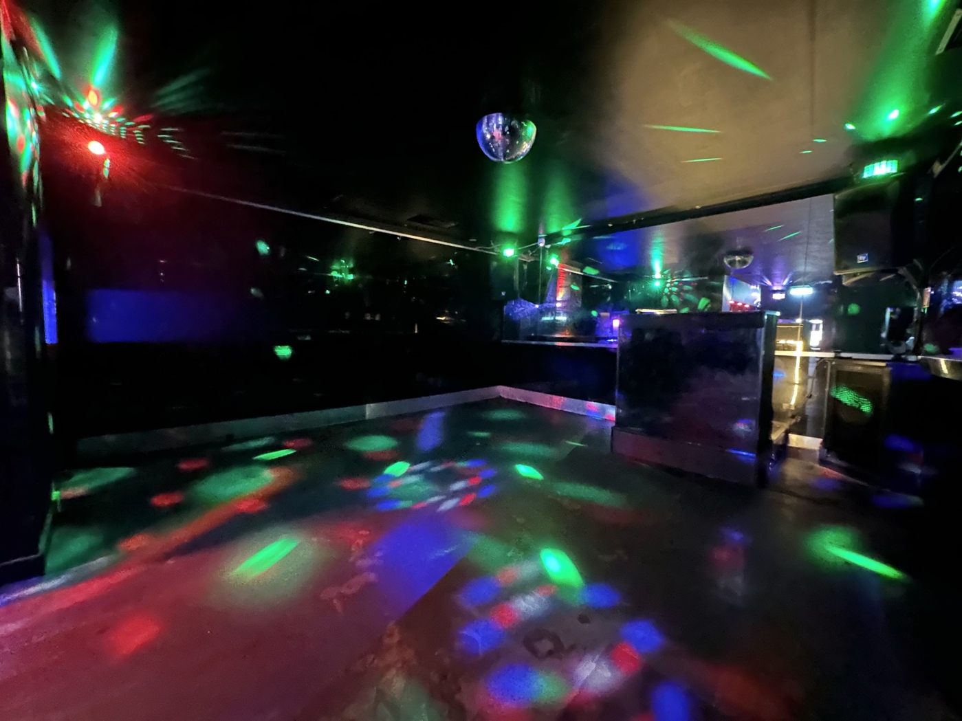 Großer Dancefloor