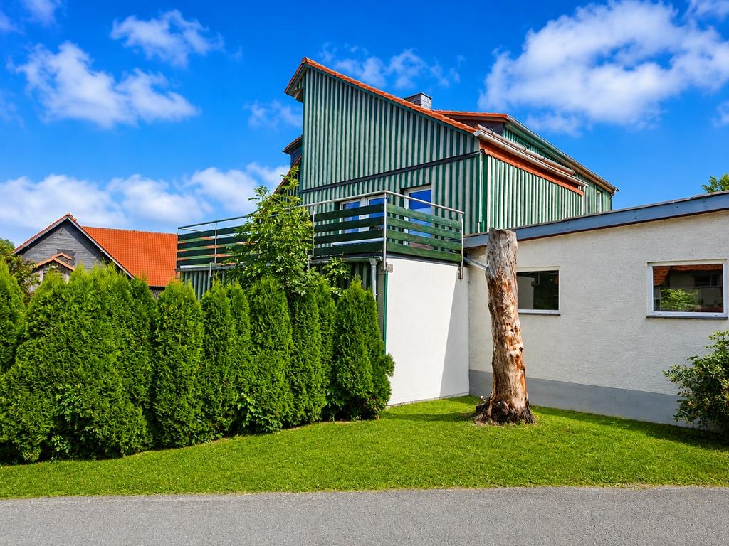 Rückseite zur Terrasse