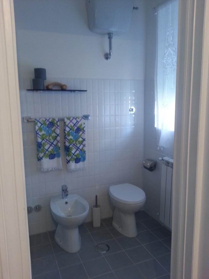 0054569-bagno_2a.jpg