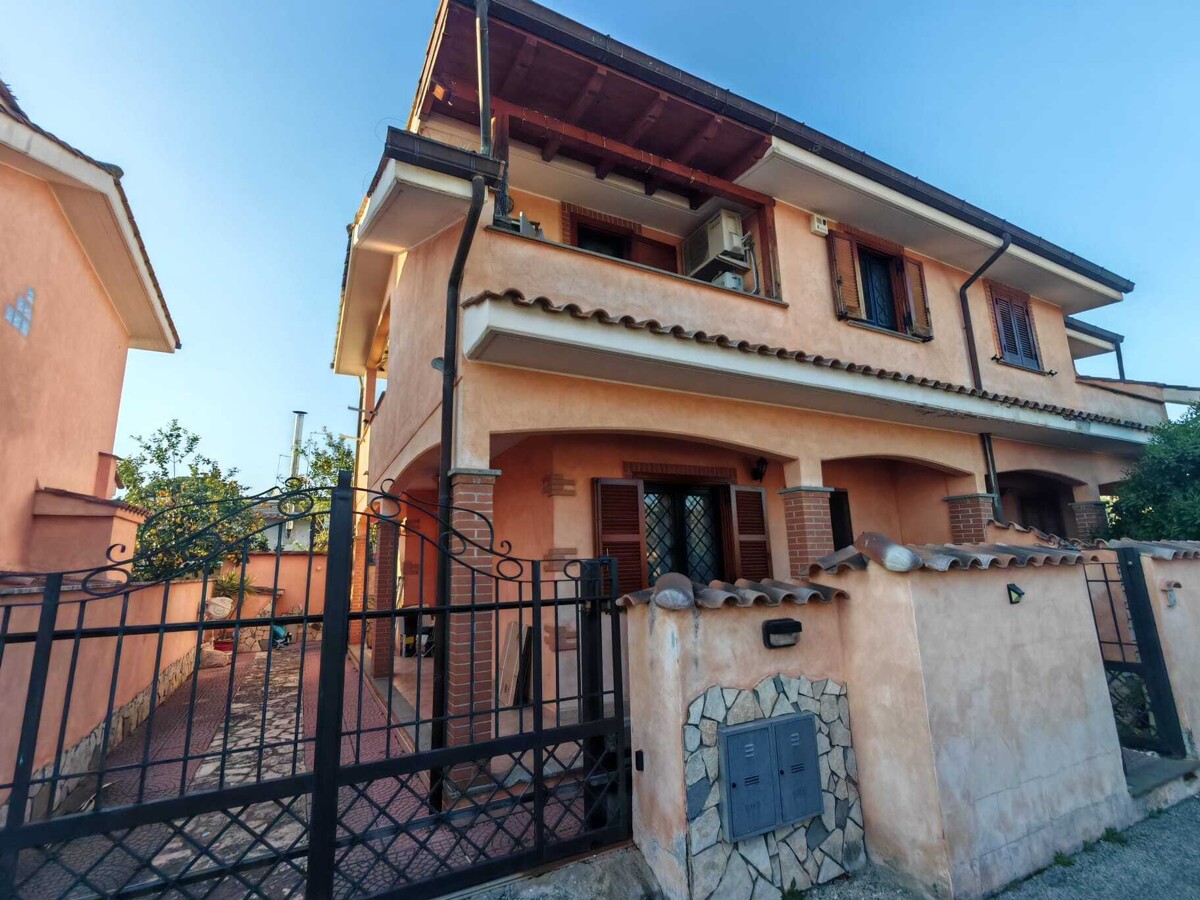 Villino su due livelli