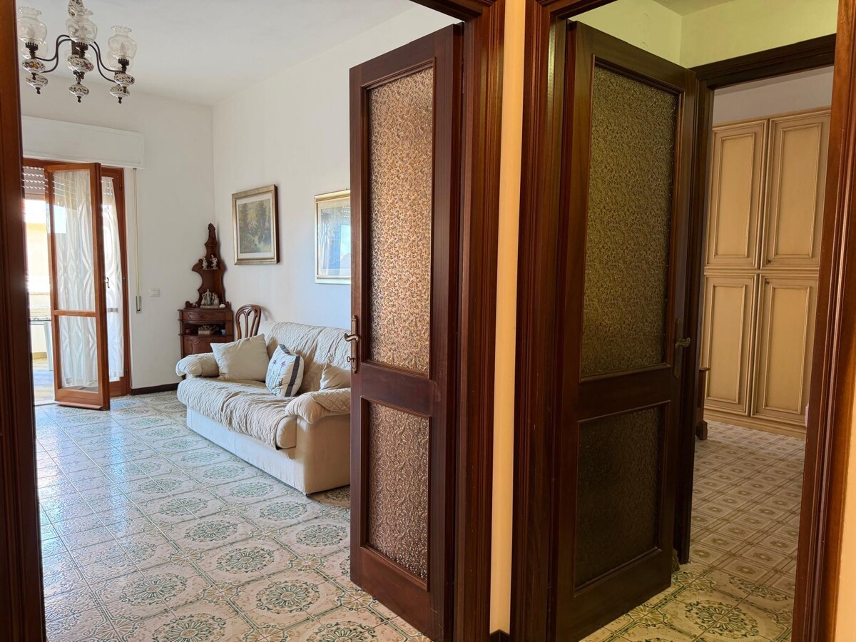 0055878-ingresso.jpg
